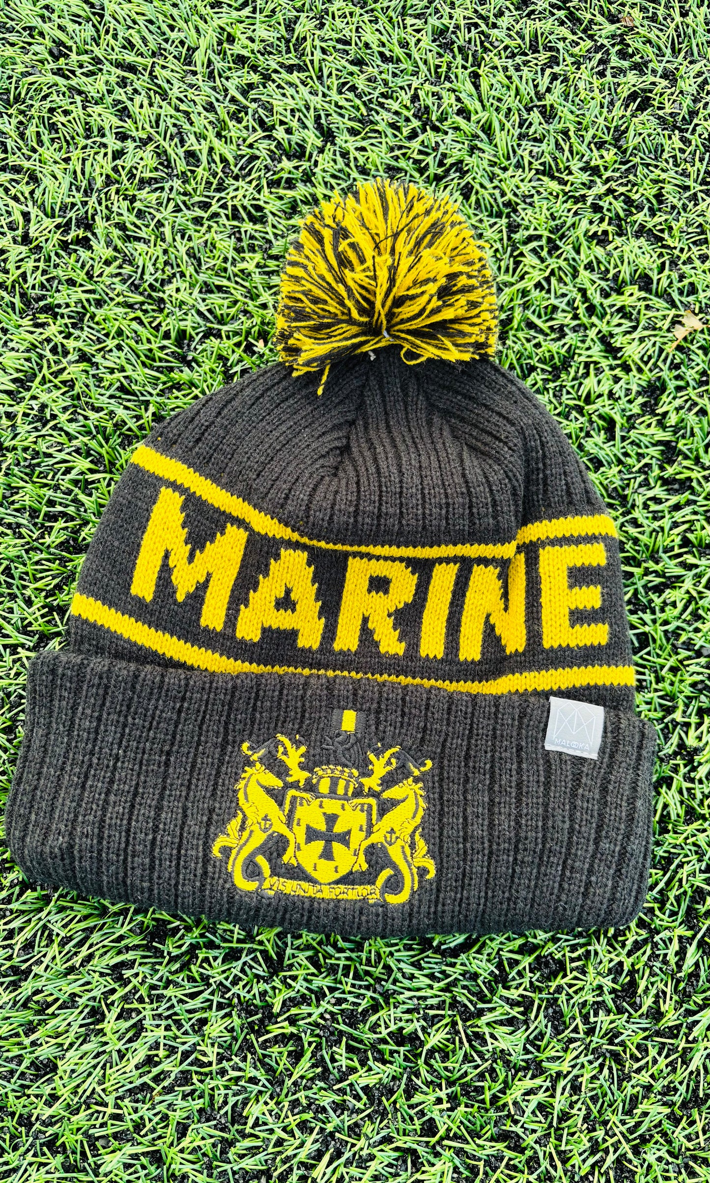 25/26 Black & Gold Bobble Hat