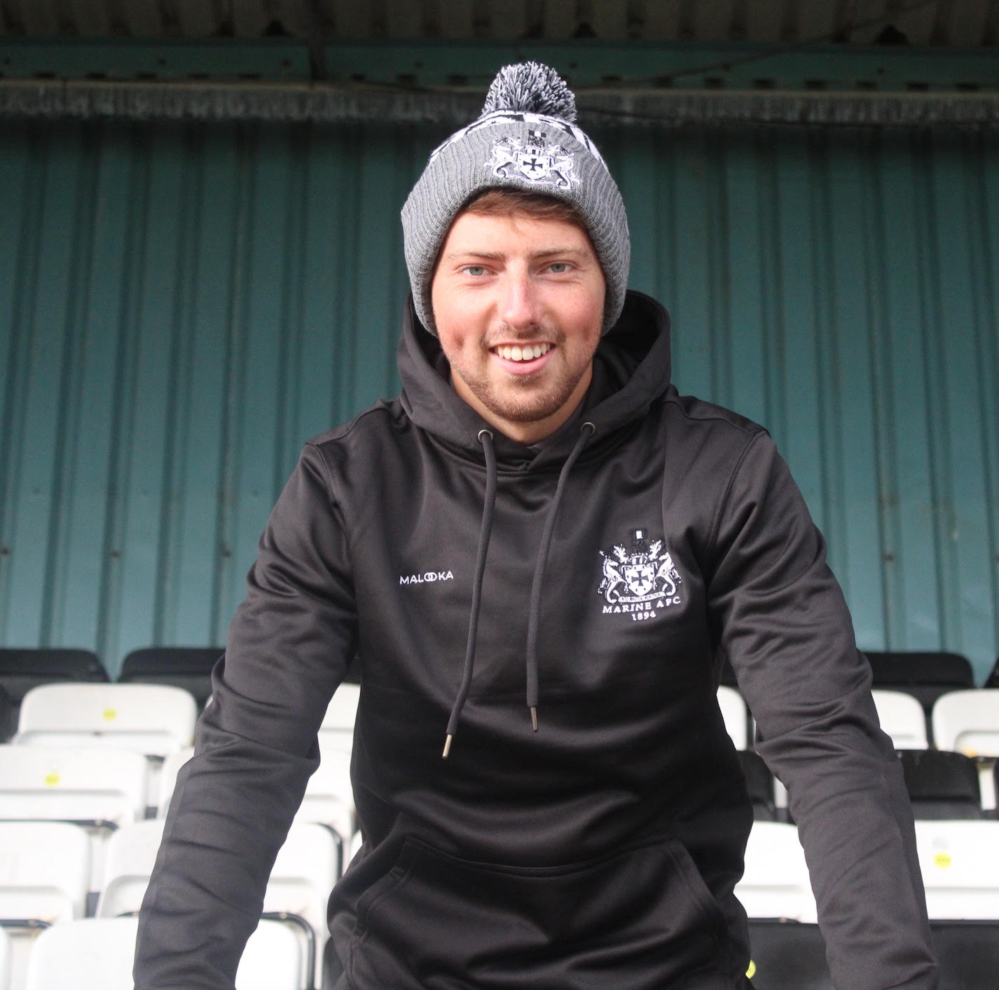 Grey Bobble Hat