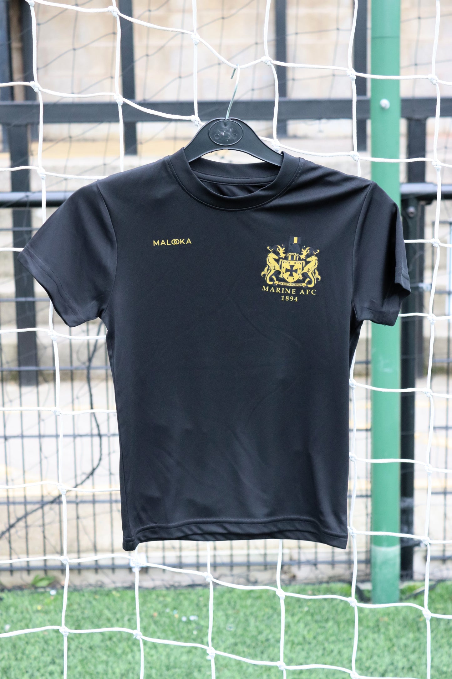 Kids Tech T-Shirt 2025/26 - Black & Gold